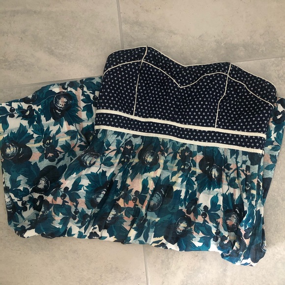 Blue Floral Print Strapless Dress - Picture 6 of 7